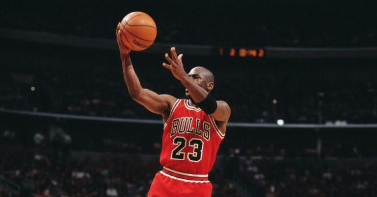 How to Build a Body Like Michael Jordan